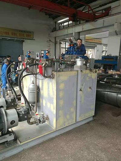 山鋼集團380噸液壓傾翻液壓站A檢